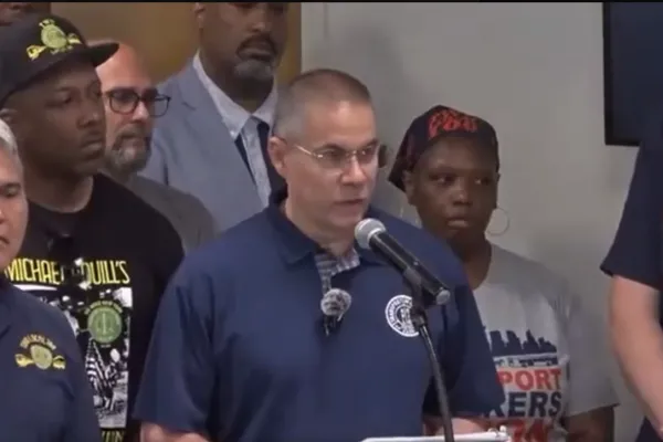 TWU Leaders Demand Action on Delayed Workers Comp Payments