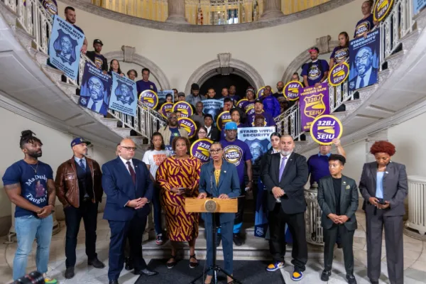 32BJ SEIU Stands with Elected Officials Supporting Aland Etienne Safety and Security Act