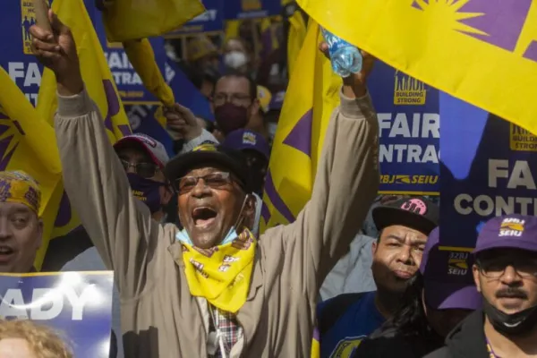 Take Action: Do You Live in a 32BJ SEIU Building